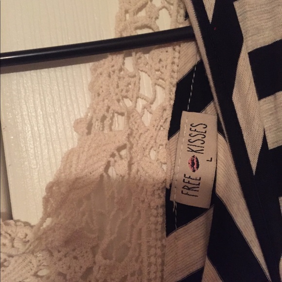 Large tank/short sleeve T-shirt - Picture 5 of 5